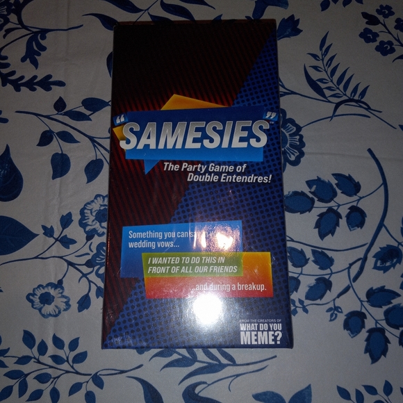 Samesies Adult Party Game What Do You Meme Double Entendres - Picture 1 of 3